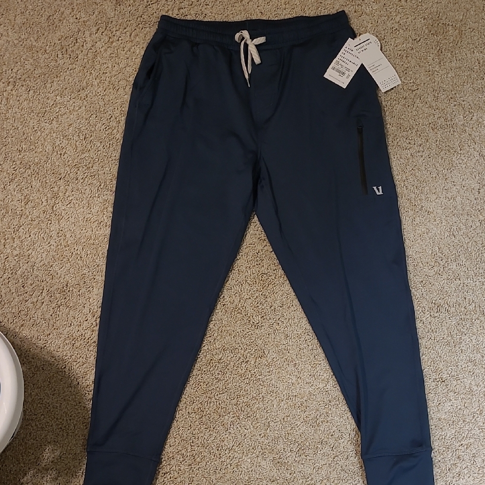 Vuori Men's Dark Blue Joggers